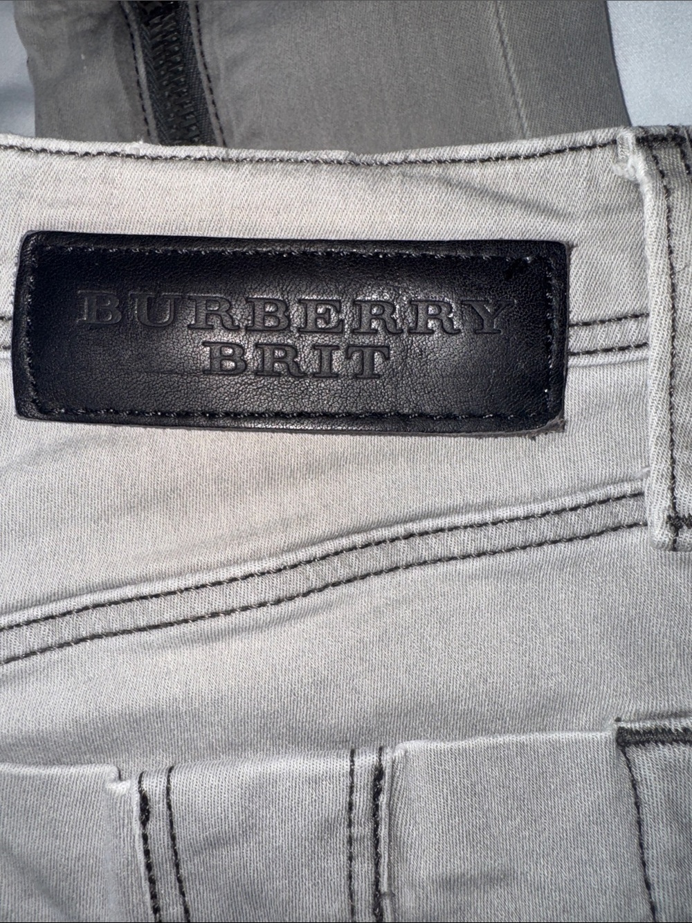 Burberry Brit Gray Wash Skinny Jeans - Picture 6 of 6
